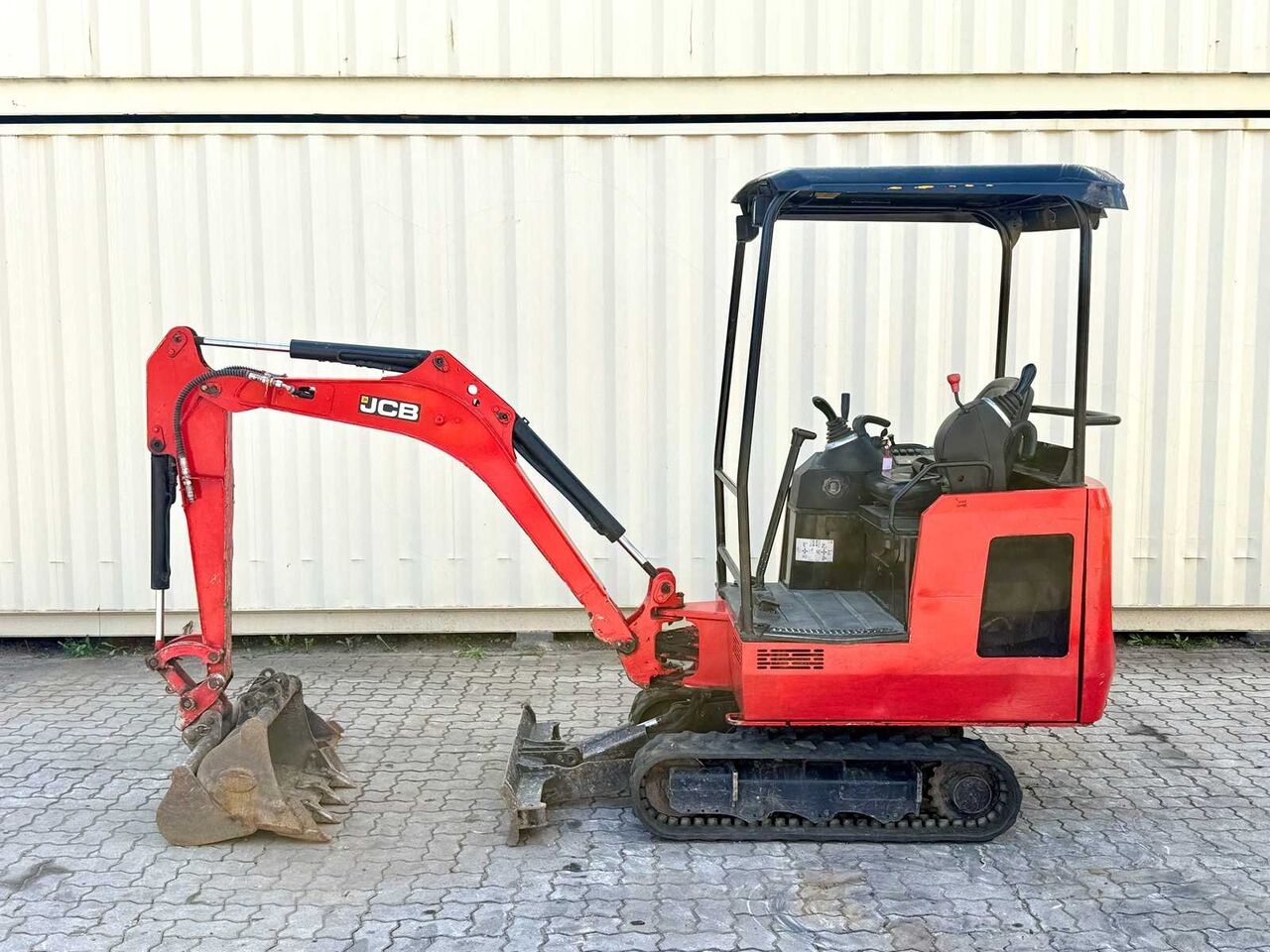 Mini excavator JCB - 15C-1 - 2018 - MINI EXCAVATOR - 3 X BUCKET- Photo 2