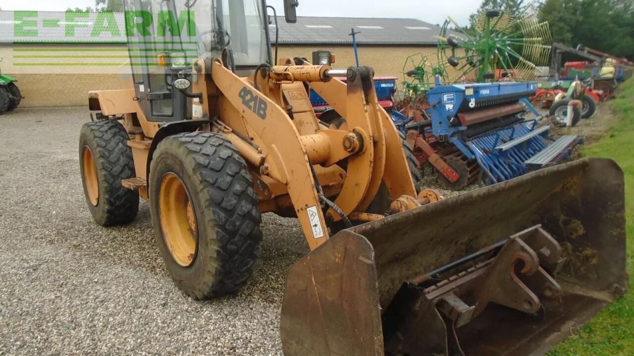 Minibagger Case-IH 421 b- Photo 2
