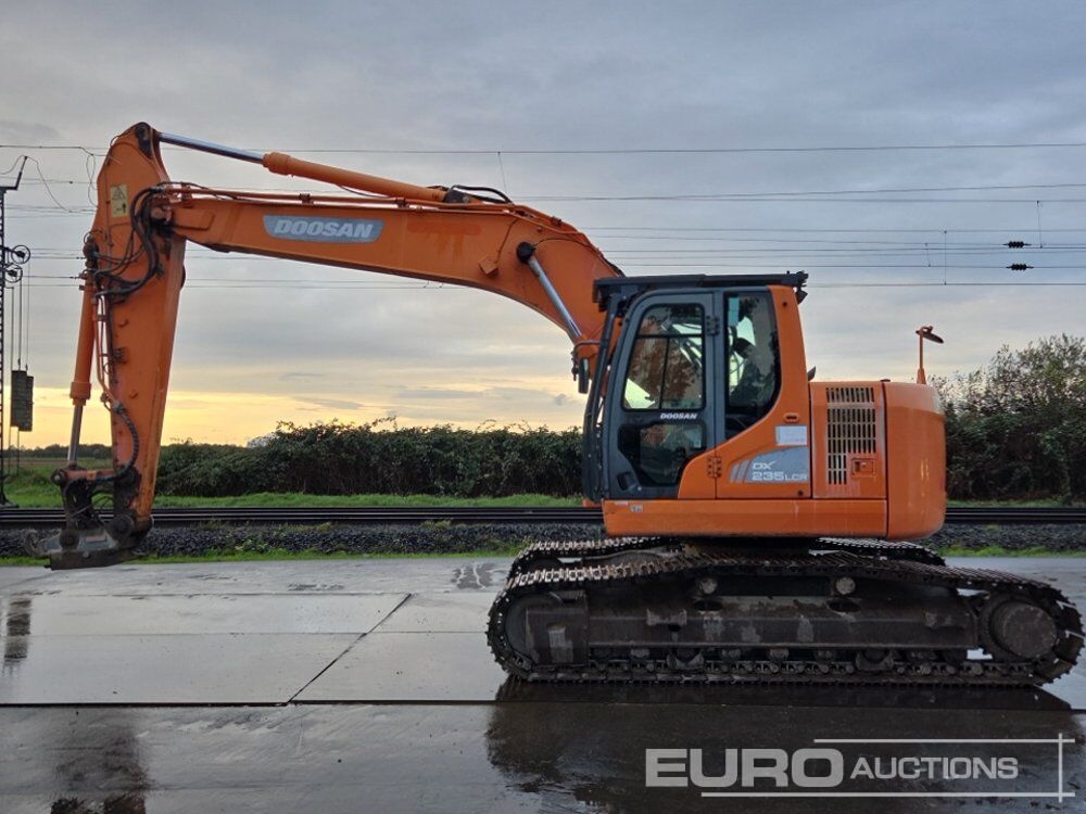 Bagger 2014 Doosan DX235LCR- Photo 2