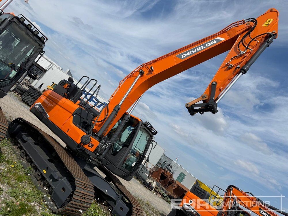 Graafmachine Unused Doosan DX210LC-7- Photo 3