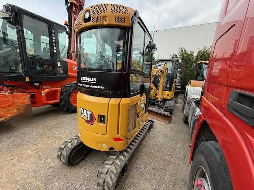 Mini pelle CAT 302-05- Photo 2