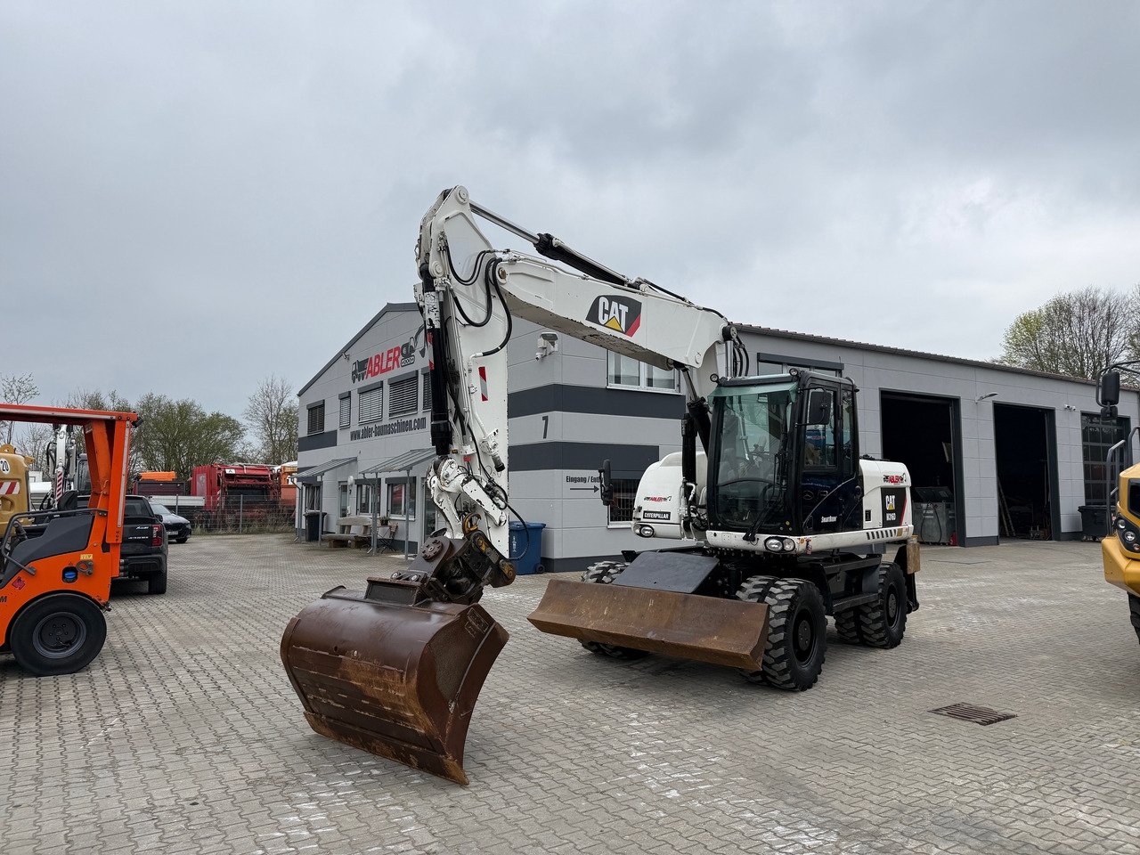 Graafmachine CAT M316D Mobilbagger Schnellwechsler 30 km/h CAT M316D Mobilbagger Schnellwechsler 30 km/h- Photo 2