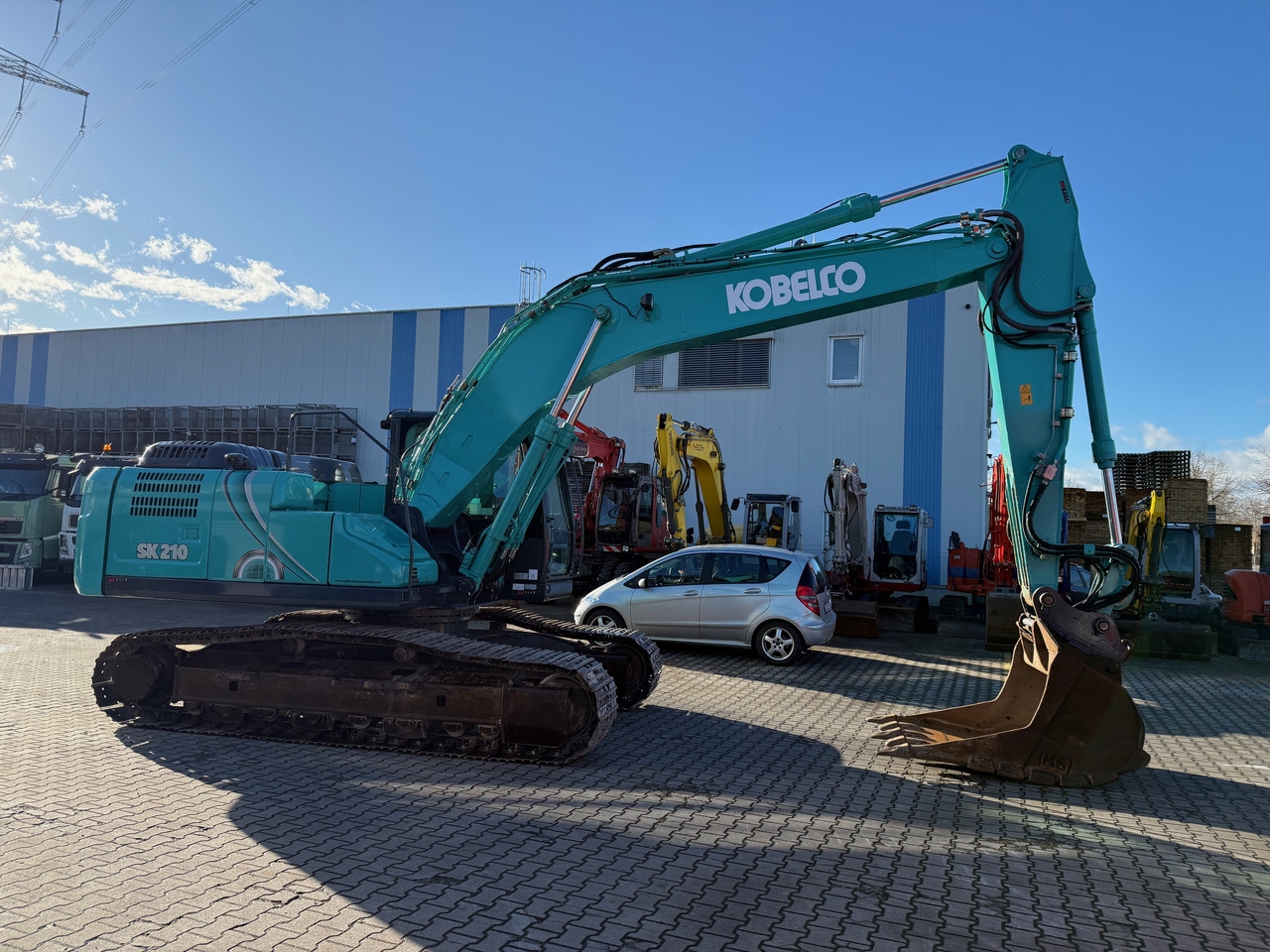 Crawler excavator Kobelco SK210 NLC-10 Kettenbagger Oilquick Klima Kobelco SK210 NLC-10 Kettenbagger Oilquick Klima- Photo 3