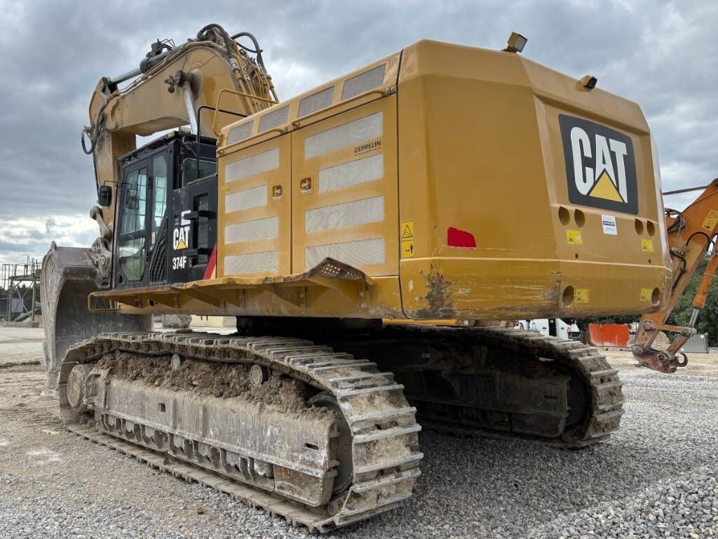 Crawler excavator CAT 374 F L- Photo 3