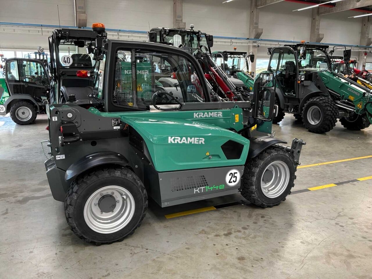 Mobilbagger KRAMER - KT144 E - 2023 - TELEHANDLERS- Photo 3