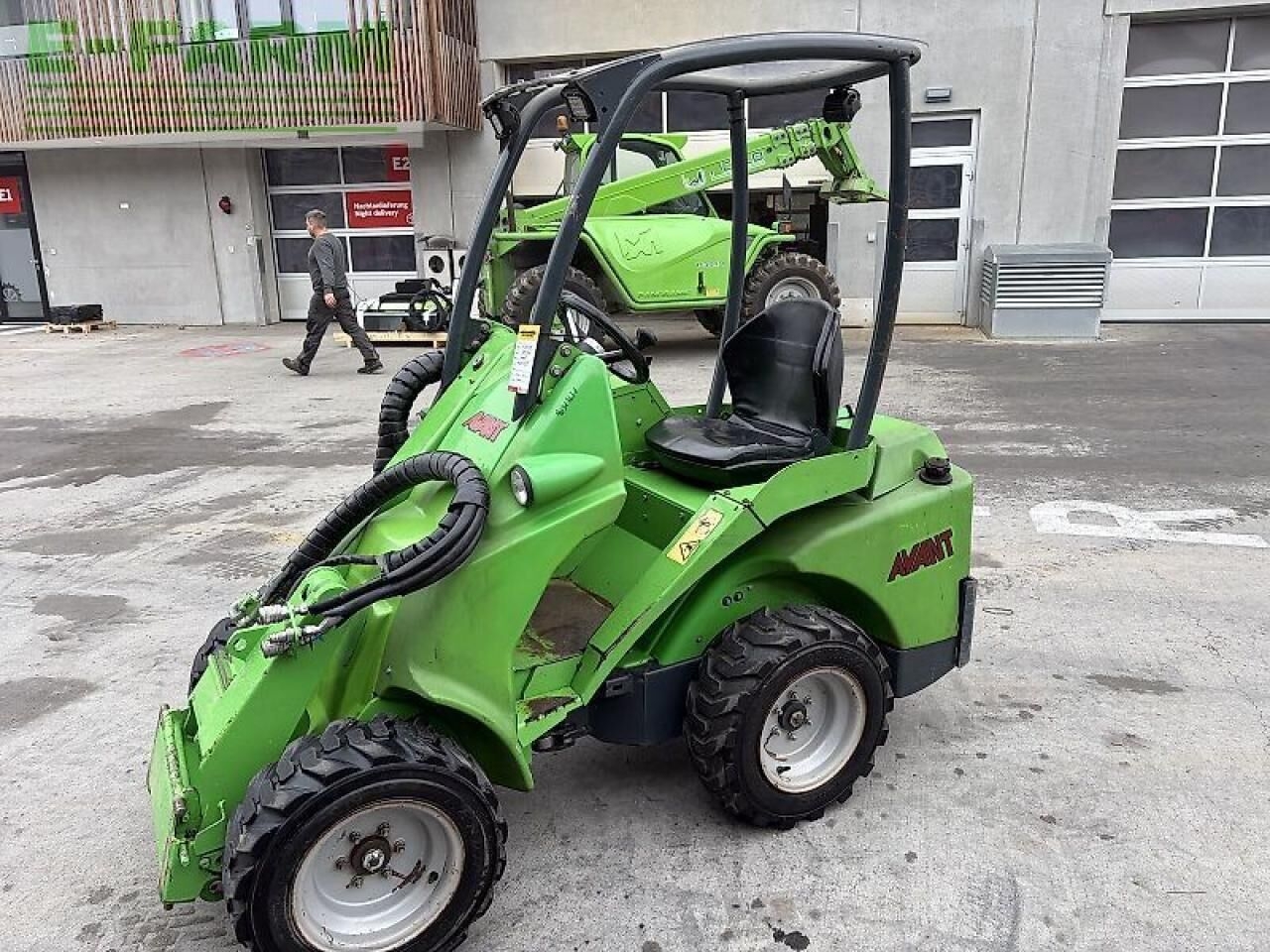 Minibagger Avant m 420 tele mit pg, schaufel & gummischieber- Photo 2