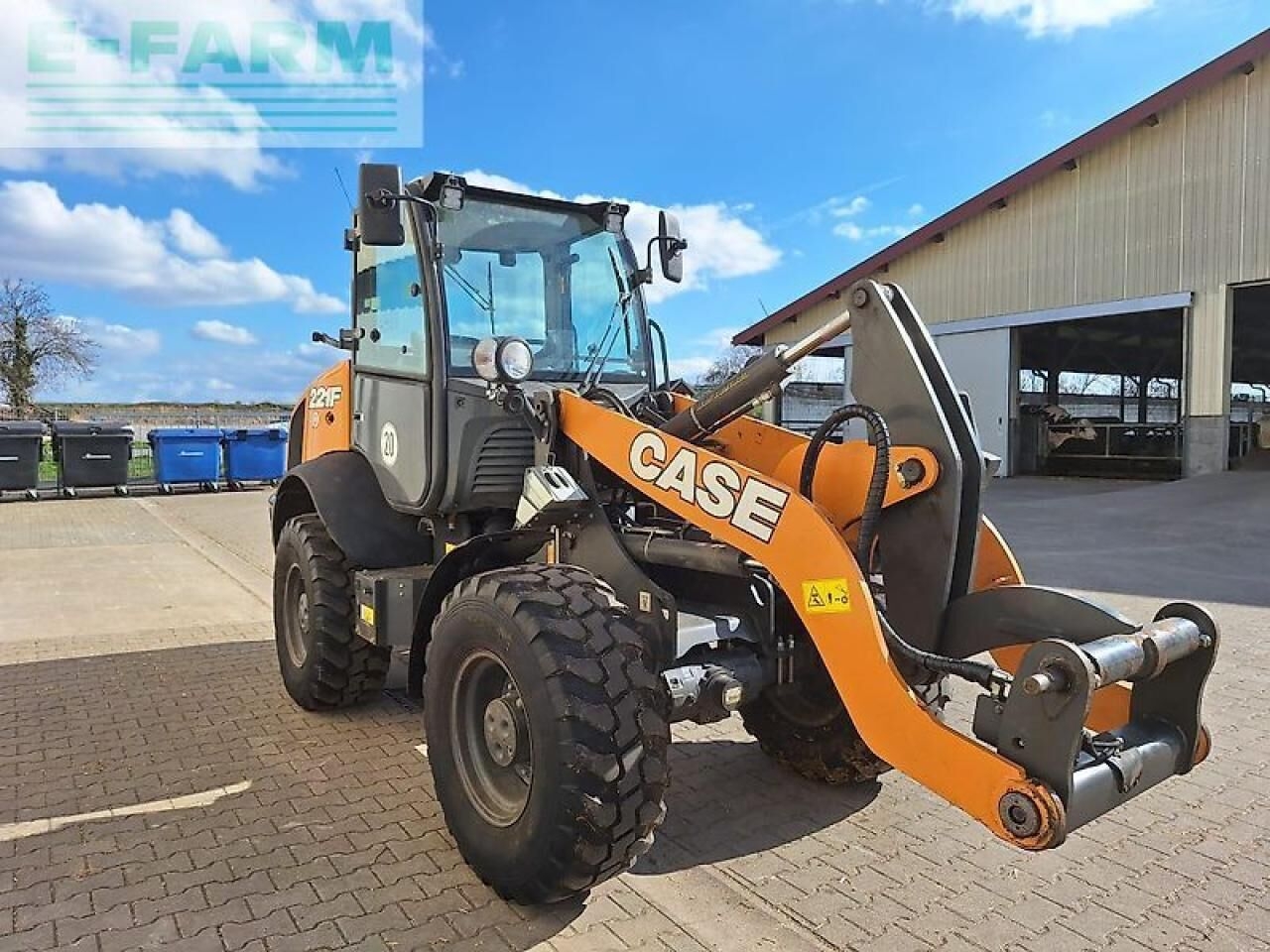 Mini pelle Case-IH 221 f- Photo 2