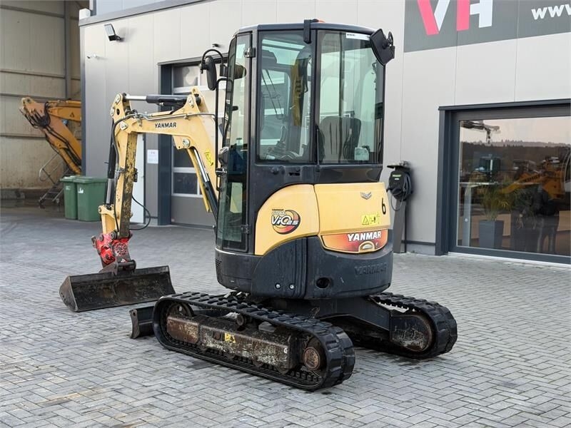 Minigraafmachine Yanmar VIO25-4- Photo 3