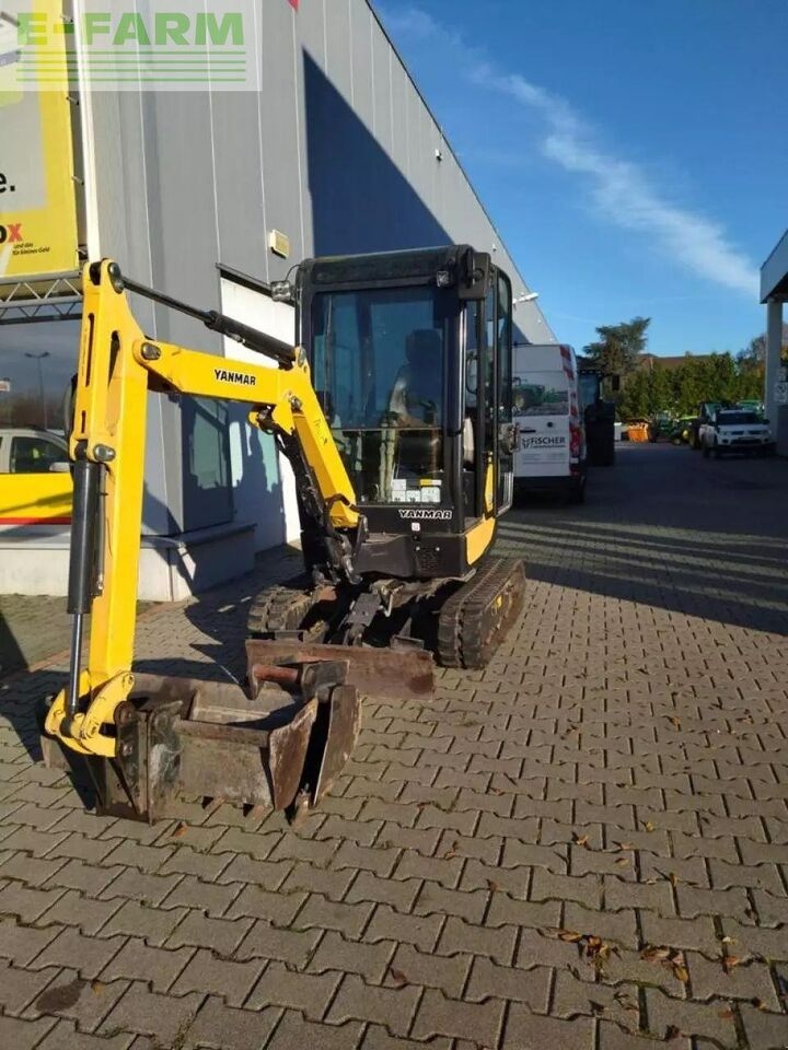 Mini excavator Yanmar sv18- Photo 3