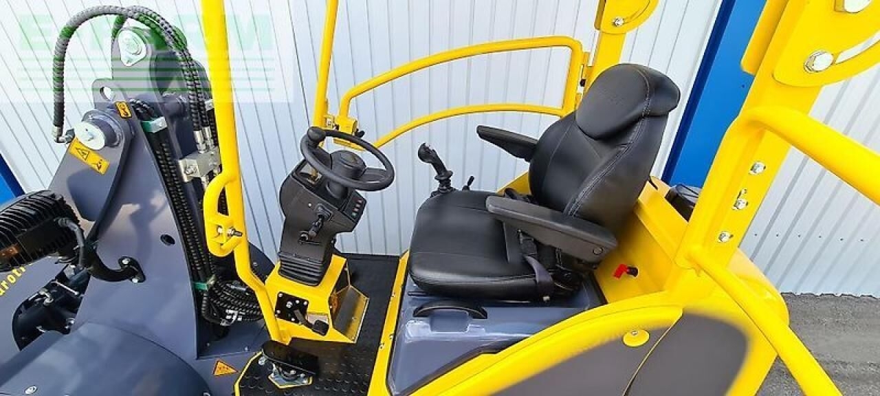 Mini excavator w11 w11- Photo 3