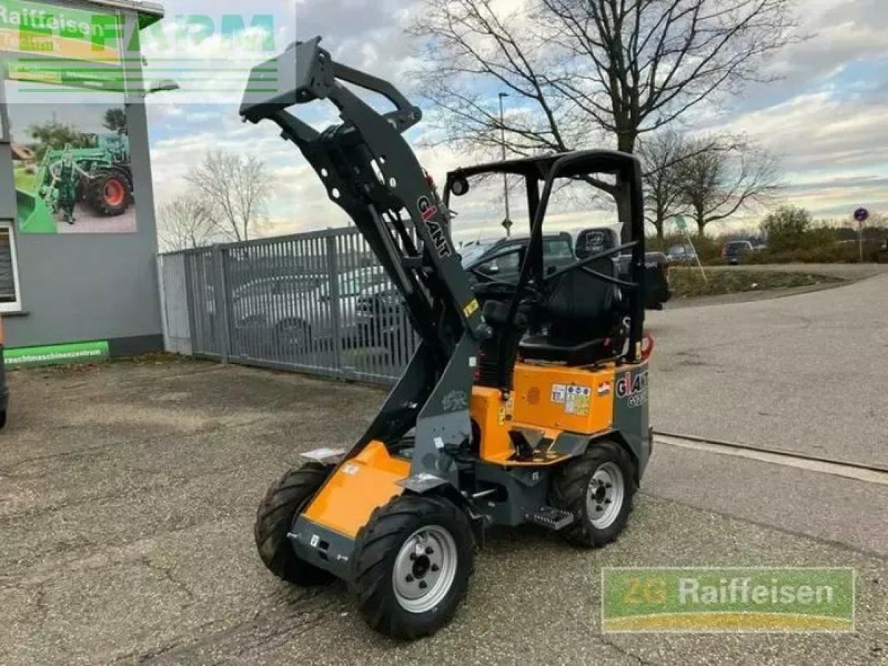 Mini excavator g1200 g1200- Photo 3