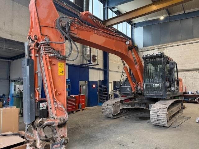 Kettenbagger ZX210LC-6 ZX210LC-6- Photo 3