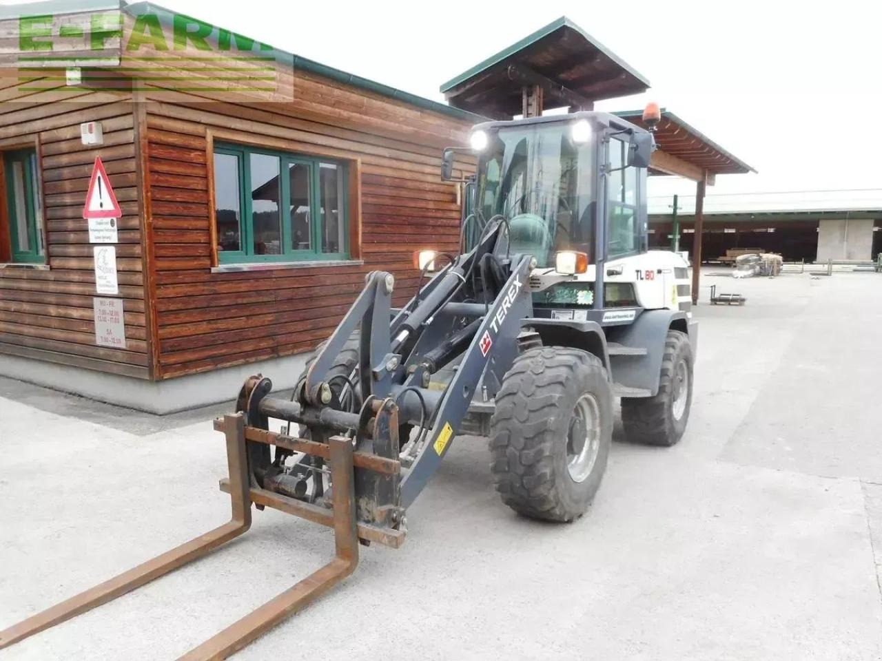 Mini pelle tl 80 ( 5.000kg ) tl 80 ( 5.000kg )- Photo 2