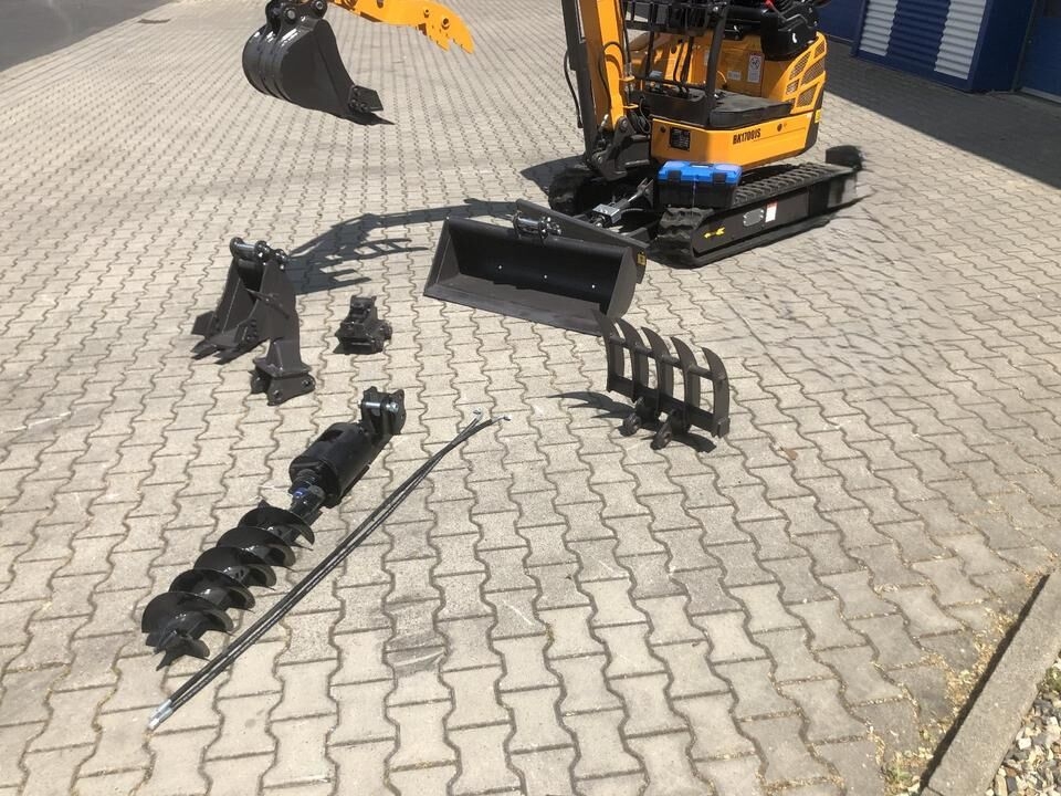 Minigraafmachine Minibagger BK1700JS inkl. Zubehörpaket *INKL.19% MWST*BERGER KRAUS*KUBOTA*JOYST*SOFORT! Minibagger BK1700JS inkl. Zubehörpaket *INKL.19% MWST*BERGER KRAUS*KUBOTA*JOYST*SOFORT!- Photo 3