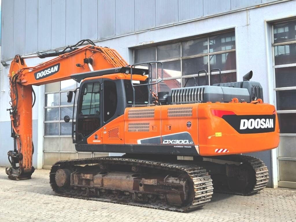 Crawler excavator- Photo 3