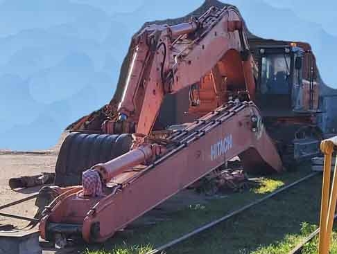 Pelle sur chenille Hitachi ZX650 – with long reach and normal boom / mit Langarm und normalem Arm Hitachi ZX650 – with long reach and normal boom / mit Langarm und normalem Arm- Photo 2