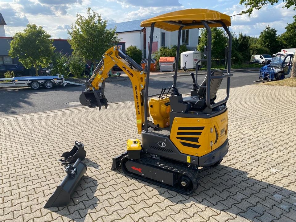 Mini excavator Minibagger BK1250JSR inkl. Schaufelpaket *INKL.19% MWST*BERGER KRAUS*KUBOTA* VERSTELLFAHRWERK*SOFORT!* Minibagger BK1250JSR inkl. Schaufelpaket *INKL.19% MWST*BERGER KRAUS*KUBOTA* VERSTELLFAHRWERK*SOFORT!*- Photo 3